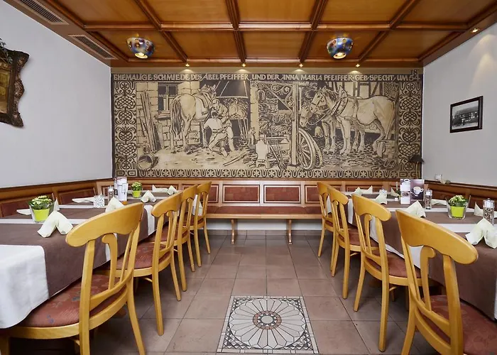 Hotel Zur Schmiede 2*